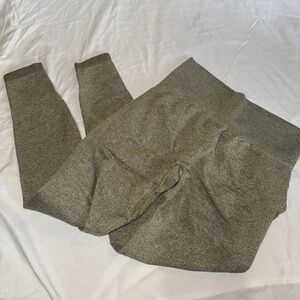 Workout tights